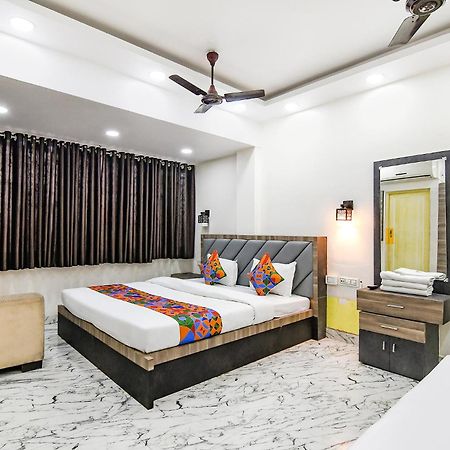 Fabexpress Sr Royale - Nr Sealdah Station Hotel Calcutta Eksteriør billede