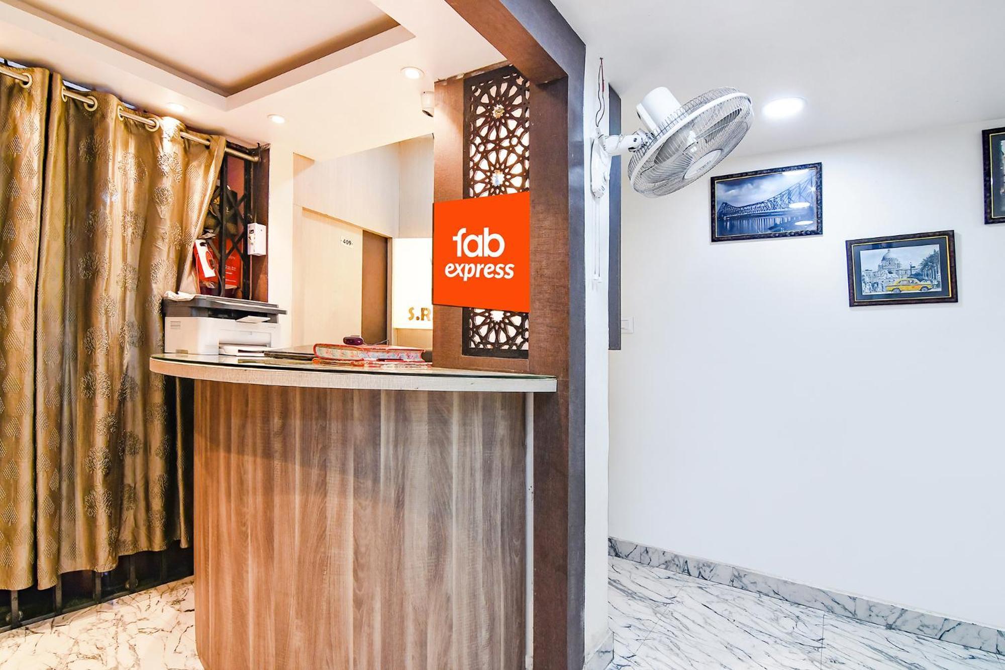 Fabexpress Sr Royale - Nr Sealdah Station Hotel Calcutta Eksteriør billede
